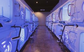 Hashtag.capsule.hostel 2*